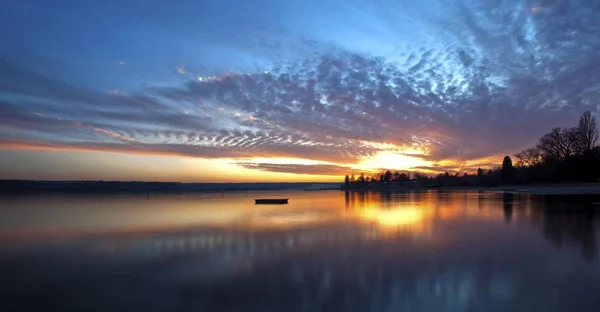 Ambiente Nocturno Con Plataforma Baño Lago Constanza Konstanz Baden Wuerttemberg —  Fotos de Stock