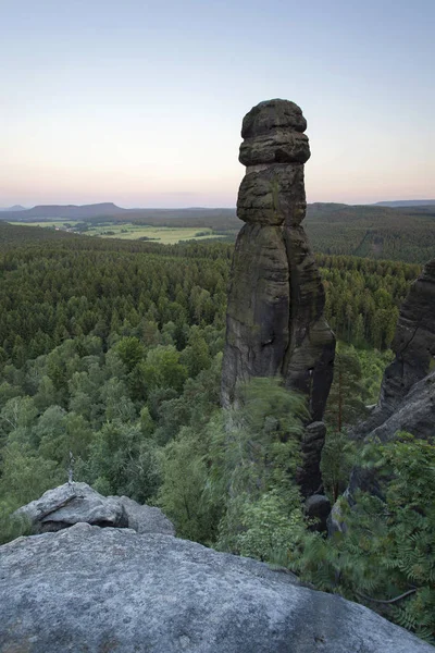 Wieczorny Nastrój Pfaffenstein Stołową Formacji Skalnej Barbarine Góry Połabskie Saksonia — Zdjęcie stockowe