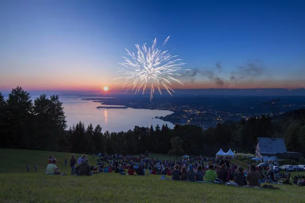 Perayaan Solstice Dengan Kembang Api Gunung Pfaender Danau Constance Belakang — Stok Foto
