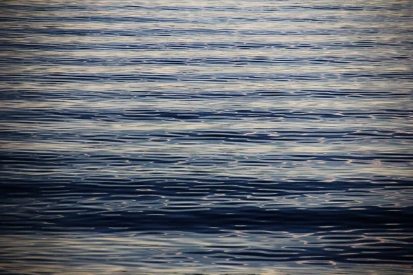 Κοντινό Πλάνο Γαλάζια Κύματα Νερού — Φωτογραφία Αρχείου