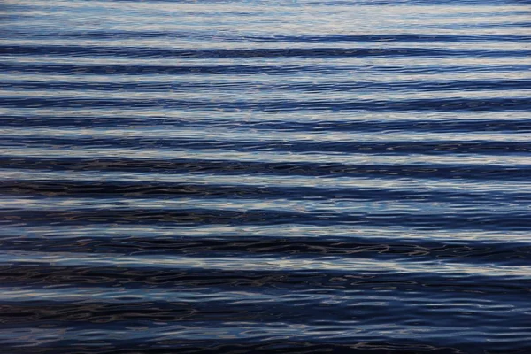 Närbild Utsikt Över Blå Vatten Vågor — Stockfoto
