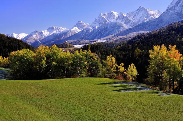 Scenic View Lower Engadine Autumn Snowy Mountains Graubnden Switzerland Europe — Stock Photo, Image