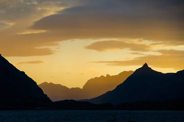 Vista Panorámica Del Cielo Matutino Svolvr Vgan Nordland Lofoten Noruega —  Fotos de Stock