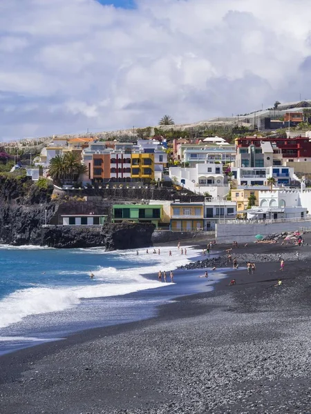 Turistas Playa Negra Puerto Naos Palma Islas Canarias España Europa — Foto de Stock