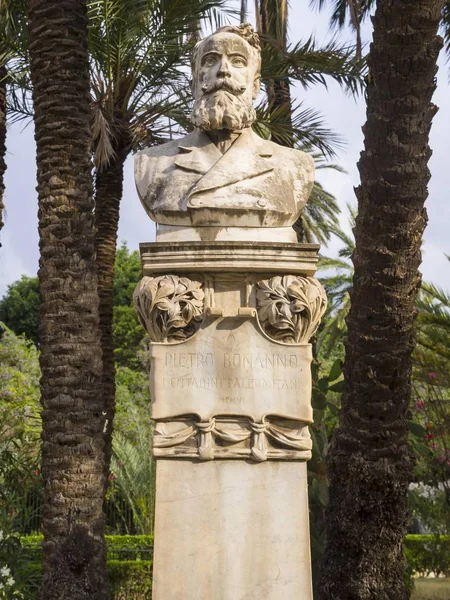 Scenic View Monument Pietro Bonanno Piazza Delle Vittoria Palermo Sicily — Stock Photo, Image