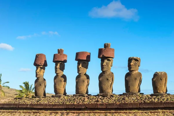 Ahu Nao Nao Moais Anakena Parque Nacional Rapa Nui Patrimonio — Foto de Stock
