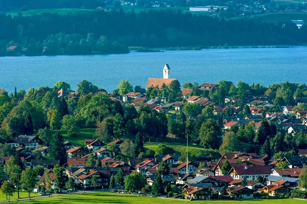 Townscape Lake Forggensee Schwangau Knigswinkel Ostallgu Allgu Swabia Baviera Alemanha — Fotografia de Stock