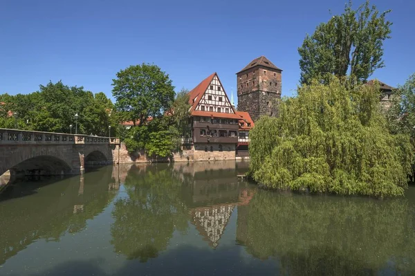 Bývalý Weinstadl 1446 Postaven Jako Zvláštní Ošetřovna Vodárenská Věž Vlevo — Stock fotografie