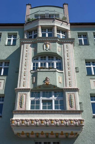 Mehrgeschossiger Erker Eines Jugendstilhauses 1900 Nürnberg Mittelfranken Bayern Deutschland Europa — Stockfoto