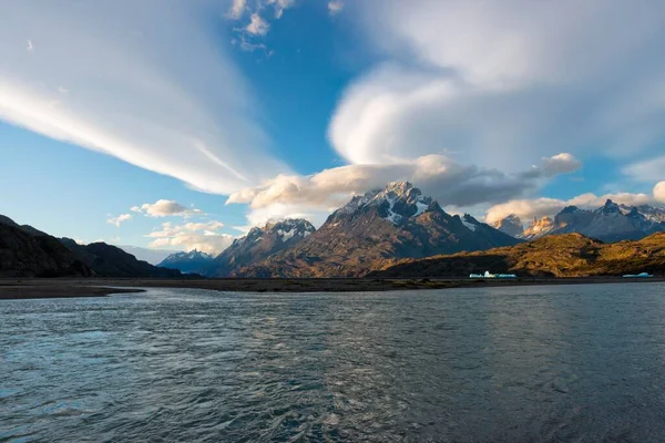 Cuernos Del Paine Lago Grey Avondlicht Nationaal Park Torres Del — Stockfoto