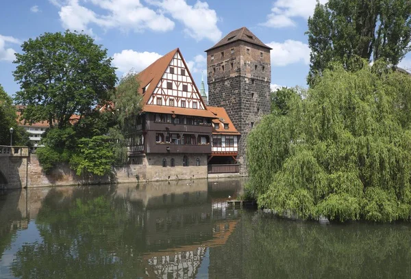 Oude Vakwerkhuizen Hangtoren Neurenberg Midden Franken Beieren Duitsland Europa — Stockfoto