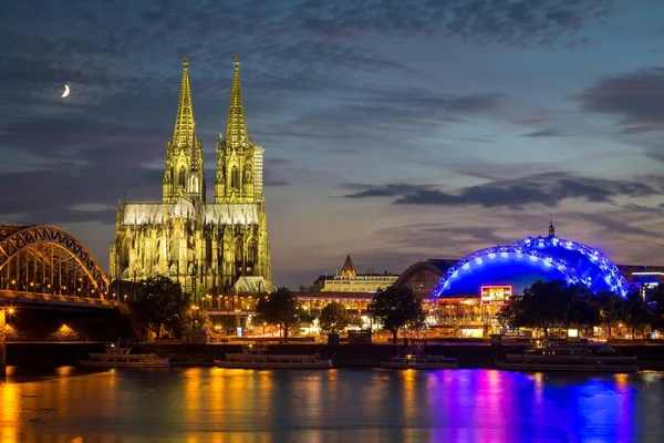 City Panorama Cologne Dusk Rhine Hohenzollern Bridge Cathedral Musical Dome — Stock Photo, Image