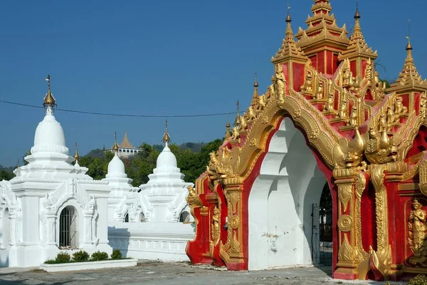 Entrada Para Pagode Kuthodaw Maha Awka Marazein Pagoda Mandalay Division — Fotografia de Stock