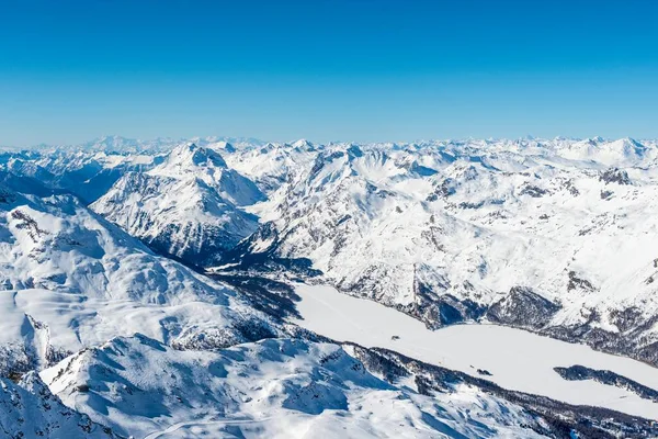Vista Lago Sils Corvatsch Montanhas Inverno Alpes Suíços Engadin Cantão — Fotografia de Stock
