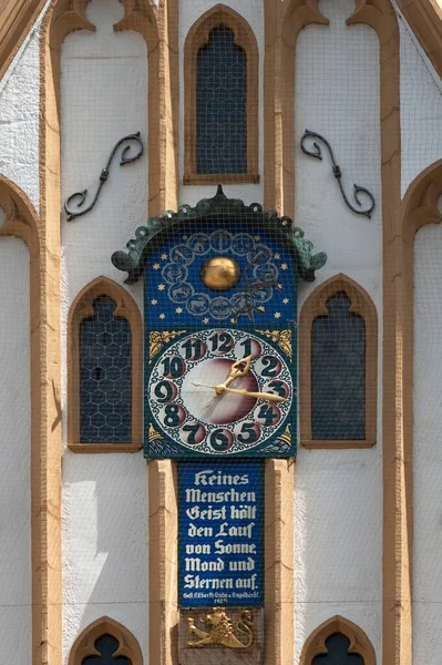 Moondial Gotische Gevel Van Het Stadhuis Amberg Oberpfalz Beieren Duitsland — Stockfoto