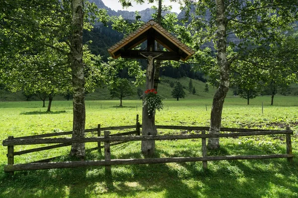 Wayside Cross Ahornboden Eng Eng Alm Karwendel Tirol Austria Europa — Foto de Stock