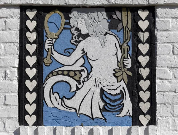 Mermaid Guarda Allo Specchio Sgraffito Una Villa Del 1926 Storico — Foto Stock