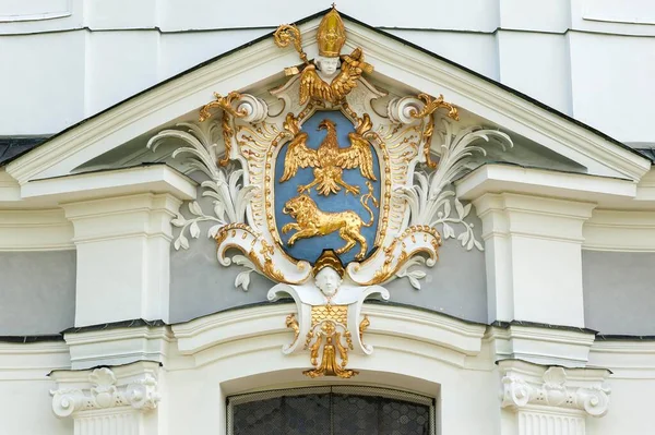 Klosterwappen Stiftswappen Der Westfassade Von Marienmnster 1720 Dieen Oberbayern Deutschland — Stockfoto