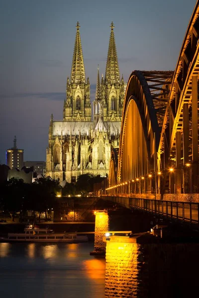 Catedral Colônia Entardecer Filarmônica Ponte Hohenzollern Reno Colônia Renânia Norte — Fotografia de Stock