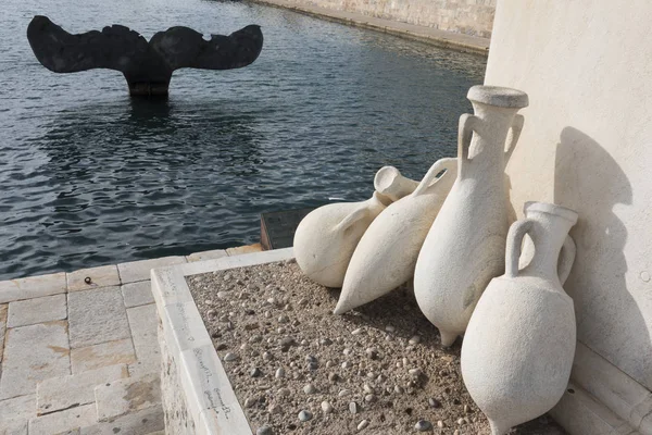 Cartagena Spain January 2019 Four White Amphoraes Whale Tail Harbour — Stock Photo, Image