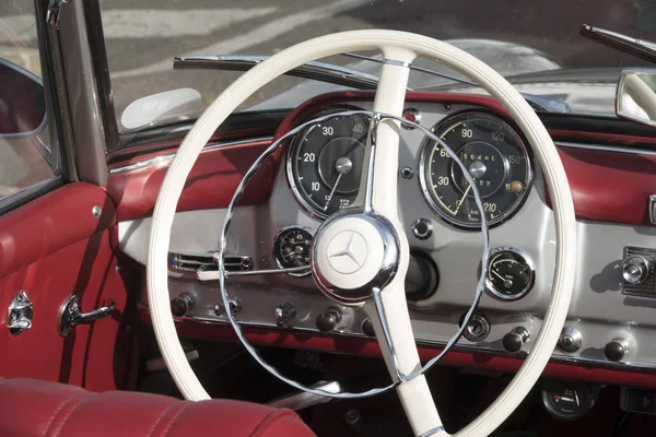 Auch France March 2019 Old Cars Close Steering Wheel Ancient — Stock Photo, Image