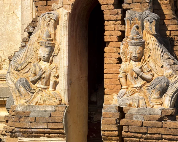 Indein Lago Inle Myanmar Enero 2016 Detalles Esculturas Antiguas Las —  Fotos de Stock