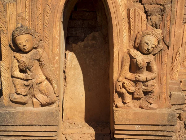 Indein Inle Lake Myanmar Janeiro 2016 Detalhes Esculturas Antigas Nyayng — Fotografia de Stock