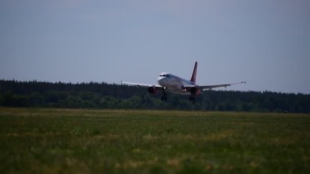 Air Malta Airlines Airbus A320 214 Aen Aterrissando Aeroporto Kyiv — Vídeo de Stock