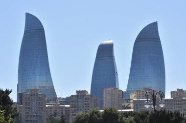 Baku.Azerbaijan.May 22,2018.Flame Tower.It, bir tepe üzerinde yer alır ve kentin her yönden görünür.
