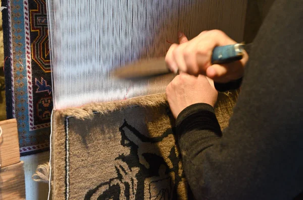 Masters Carpet Weaving Knitting Carpets — Stock Photo, Image