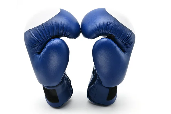 Guantes de boxeo sobre fondo blanco.Mitt — Foto de Stock