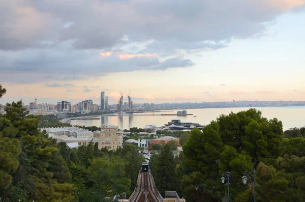 Capitale dell'Azerbaigian moderno, Città Baku — Foto Stock