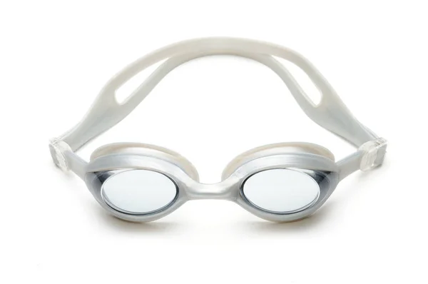 İzole edilmiş beyaz bir arkaplanda yüzme gözlükleri
