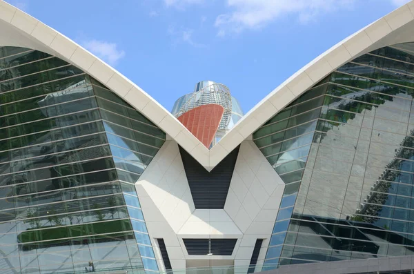 16 Eylül 20.Bakü Azerbaycan. Bakü Bulvarı yakınlarındaki Hazar Denizi..