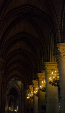 İç Cathdrale Notre-Dame de Paris - 13. yüzyıl Katedrali