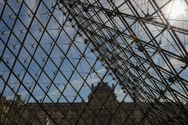 Geometrische Formen Geformt Durch Teile Der Lamellenpyramide Glaspyramide Von Pei — Stockfoto