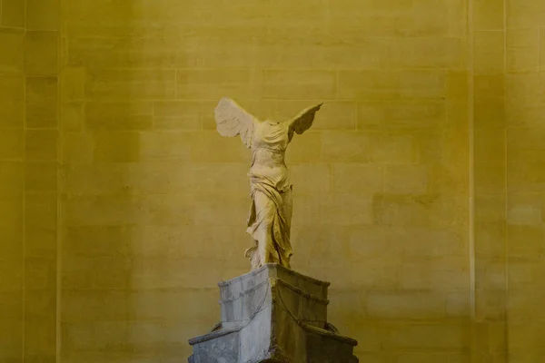 Nike Samothrace Louvre Museum Бывший Исторический Дворец Париж Франция — стоковое фото