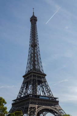 Eyfel Kulesi - dövme demir kafes kule Champ de Mars Paris, Fransa