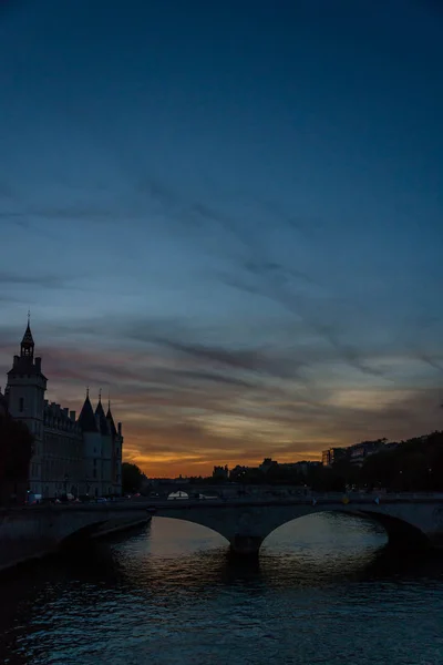 Gece Şehir Manzaraları Pont Seine Nehri Paris Saint Michel Yuvarlak — Stok fotoğraf