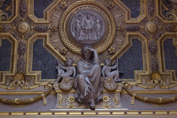 Museu Louvre Antigo Palácio Histórico Que Abriga Uma Enorme Coleção — Fotografia de Stock