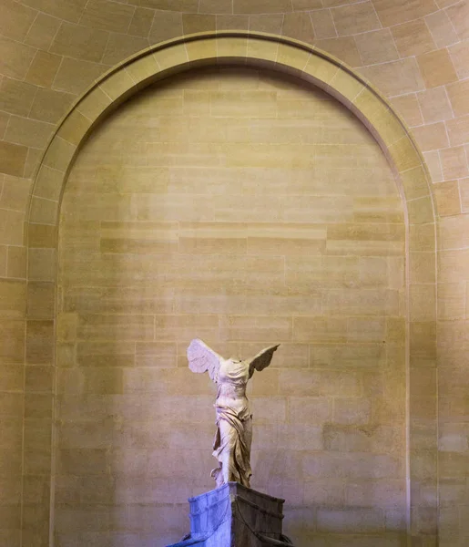 Nike Samotraki Luwru Byłej Zabytkowego Pałacu Paryż Francja — Zdjęcie stockowe