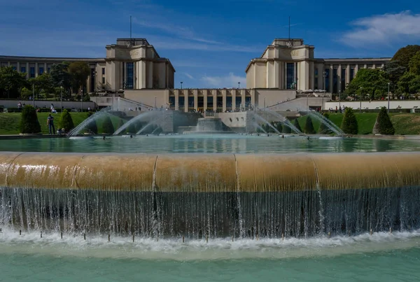 Palais Chaillot Musées Architecturaux Navals Ethnographiques Dessus Des Fontaines Jardins — Photo