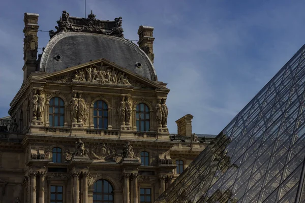 Shot Van Het Louvremuseum Parijs — Stockfoto