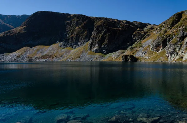 Een Uitzicht Lake Babreka Kidney Tot Een Groep Van Glaciale — Stockfoto