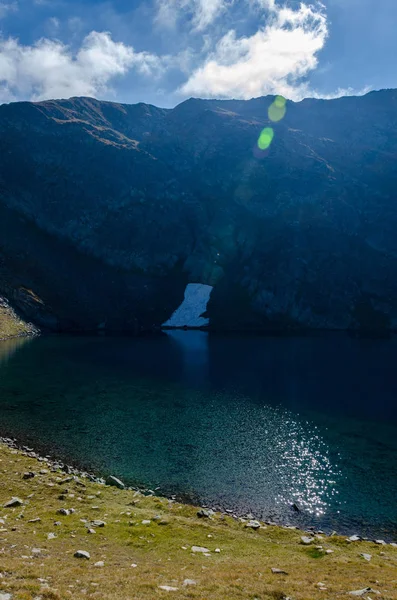 Okoto 북서부 Rila 산맥에 호수의 불가리아에 거울을 2018 — 스톡 사진