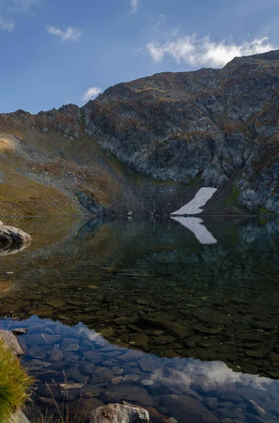 Okoto 북서부 Rila 산맥에 호수의 불가리아에 거울을 2018 — 스톡 사진
