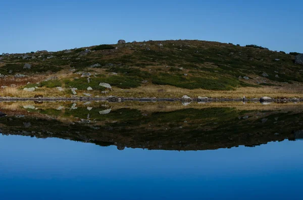 Blick Auf Den Dreifaltigkeitssee Das Rila Gebirge Herbst 2018 — Stockfoto