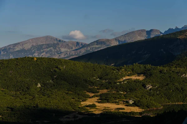 Lake Dolnoto ezero (The Lower lake) - one of a group of glacial lakes in the northwestern Rila Mountains in Bulgaria. Autumn 2018