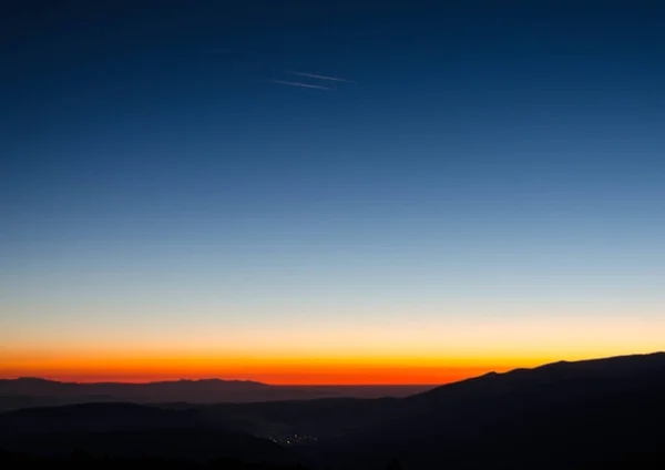 Прекрасный Восход Солнца Над Скалистыми Вершинами Горы Рила Вид Хижины — стоковое фото