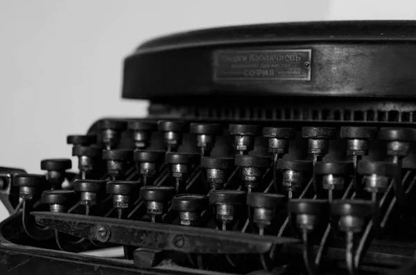 Close Old Typing Machine Cyrillic Letter Buttons — Stock Photo, Image